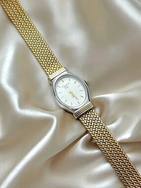 AUTHENTIC RARE VINTAGE DIOR TWO-TONED DAINTY WATCH